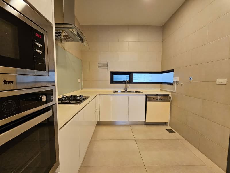 Rumah Teres 3 Tingkat untuk Dijual di Desa Parkcity (Kuala Lumpur) - Priscillia Ku - Kitchen - PropertyGuru.com.my