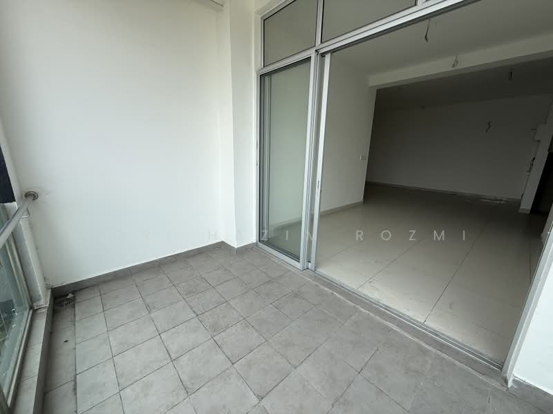 Condominium for Sale at Anggun Lumayan - Fiqri Hazim Rozmi - Balcony - PropertyGuru.com.my