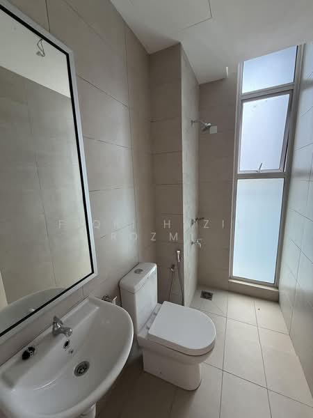 Condominium for Sale at Anggun Lumayan - Fiqri Hazim Rozmi - Bathroom - PropertyGuru.com.my