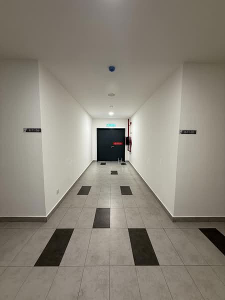 Condominium for Sale at Anggun Lumayan - Fiqri Hazim Rozmi - Corridor - PropertyGuru.com.my