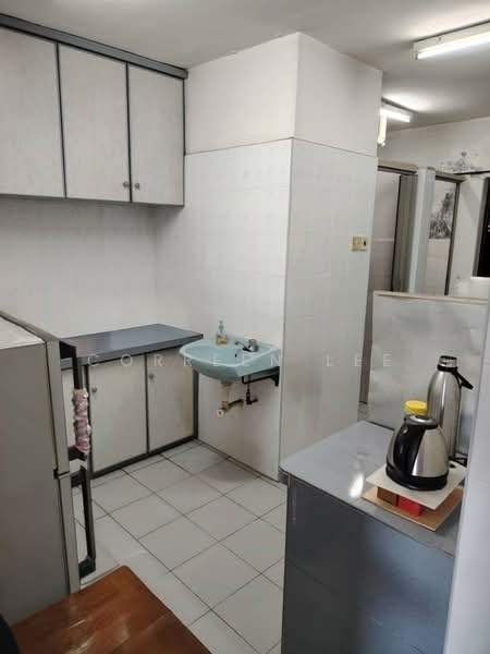 Rumah Flat untuk Dijual di Taman Utara - Correen Lee - Kitchen - PropertyGuru.com.my