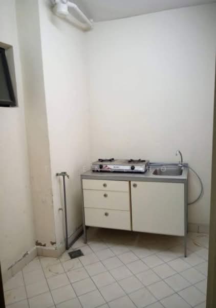 Kondominium untuk Dijual di Casa Indah 1 - Terence Ho - Kitchen - PropertyGuru.com.my