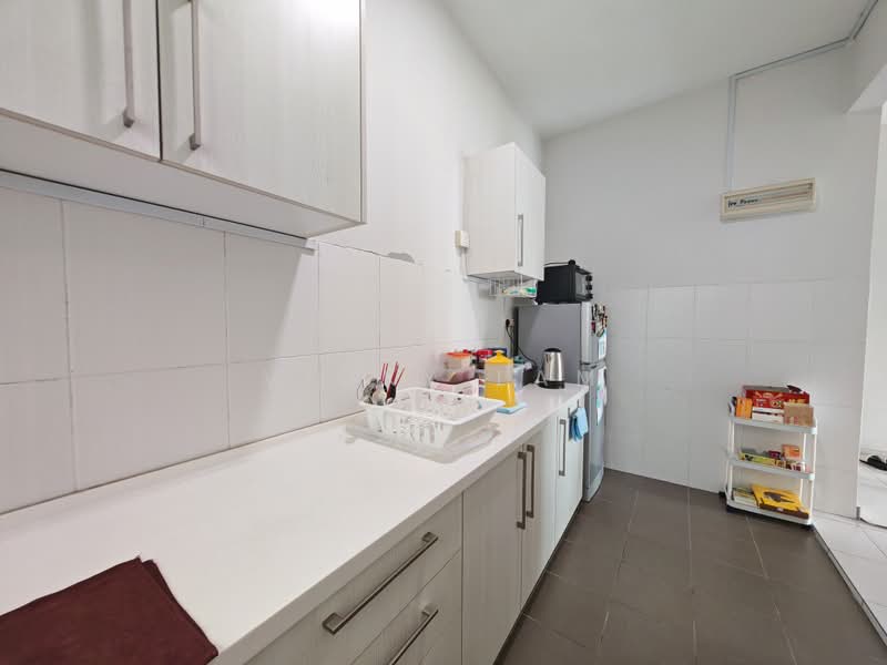 Servis Apartment untuk Dijual di Jentayu Residensi @ Tampoi - Vicky Lam - Kitchen - PropertyGuru.com.my