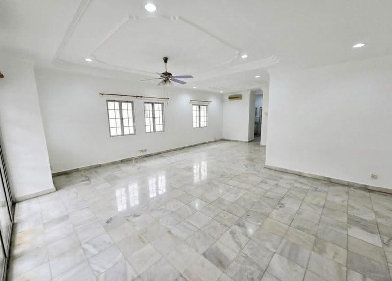 2-storey Terraced House for Sale in puchong (Puchong) - Cl Khoo - Living Room - PropertyGuru.com.my