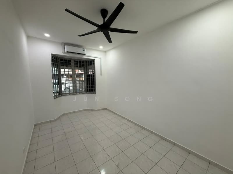 Rumah Teres 1 Tingkat untuk Disewa di Taman Megah Ria (Masai) - Jun Song - PropertyGuru.com.my