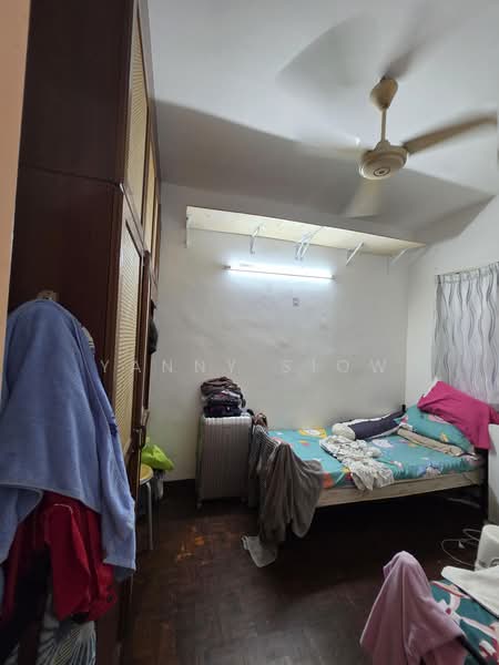Pangsapuri untuk Dijual di Sri Kinabalu - Yanny Siow - Bedroom - PropertyGuru.com.my