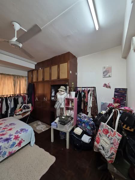 Pangsapuri untuk Dijual di Sri Kinabalu - Yanny Siow - Bedroom - PropertyGuru.com.my