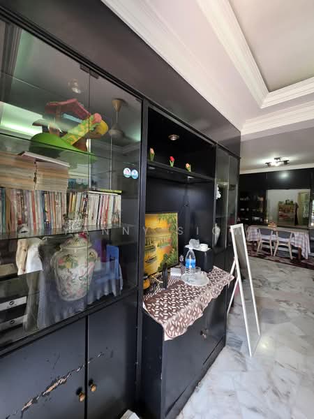 Pangsapuri untuk Dijual di Sri Kinabalu - Yanny Siow - Living Room - PropertyGuru.com.my