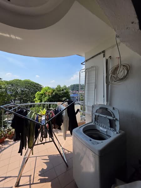 Pangsapuri untuk Dijual di Sri Kinabalu - Yanny Siow - Balcony - PropertyGuru.com.my