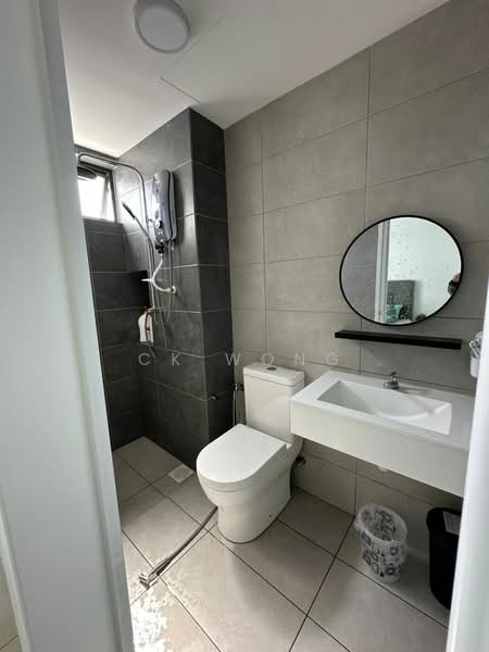 Pangsapuri untuk Dijual di Vista Sentul Residences - CK Wong - Bathroom - PropertyGuru.com.my