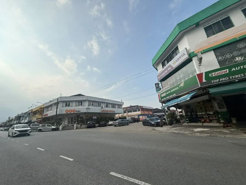 Kedai / Pejabat untuk Disewa di Taman Johor Jaya (Johor Bahru) - Sam Chai - Exterior - PropertyGuru.com.my