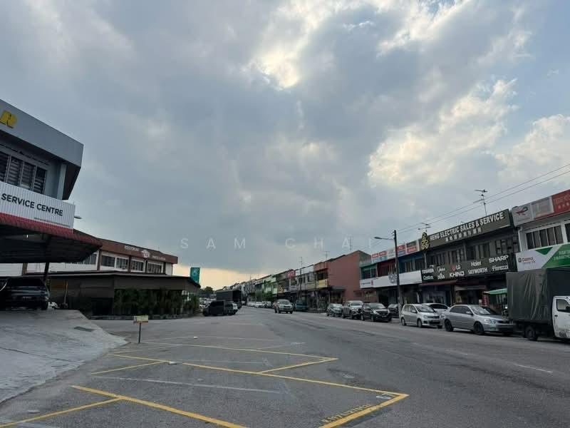 Kedai / Pejabat untuk Disewa di Taman Johor Jaya (Johor Bahru) - Sam Chai - Exterior - PropertyGuru.com.my