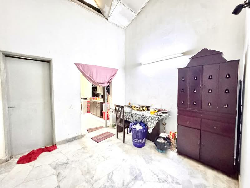 Rumah Teres 1 Tingkat untuk Dijual di Seksyen 5, Bandar Kinrara (Puchong) - Amzar Faiz - PropertyGuru.com.my