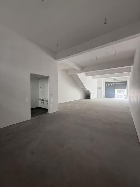 Kedai / Pejabat untuk Disewa di Semenyih (Selangor) - Fiqri Hazim Rozmi - Interior - PropertyGuru.com.my