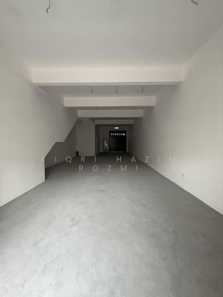 Kedai / Pejabat untuk Disewa di Semenyih (Selangor) - Fiqri Hazim Rozmi - Interior - PropertyGuru.com.my