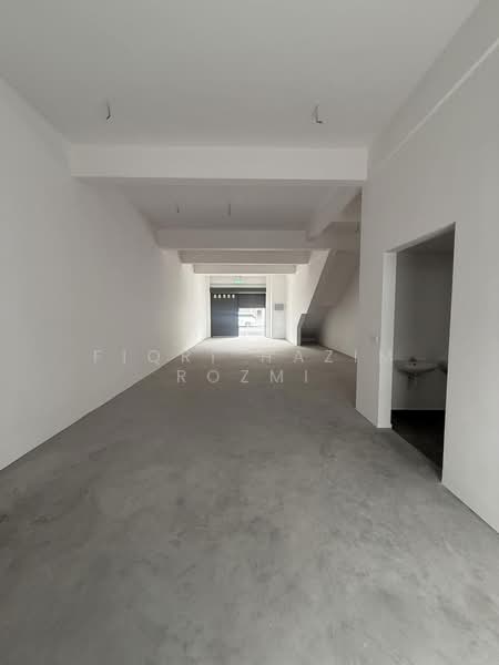 Kedai / Pejabat untuk Disewa di Semenyih (Selangor) - Fiqri Hazim Rozmi - Interior - PropertyGuru.com.my