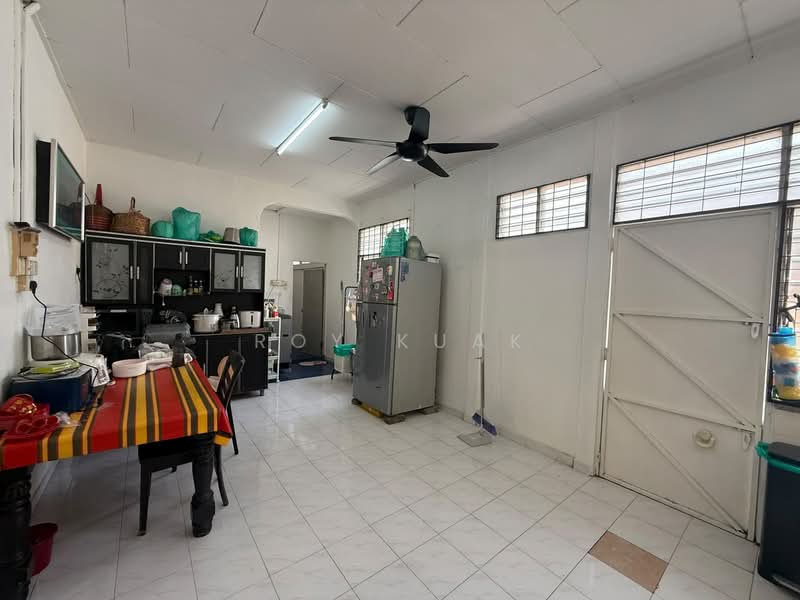 Rumah Teres 1 Tingkat untuk Dijual di Taman Jambu (Bukit Mertajam) - Roy Kuak - Kitchen - PropertyGuru.com.my