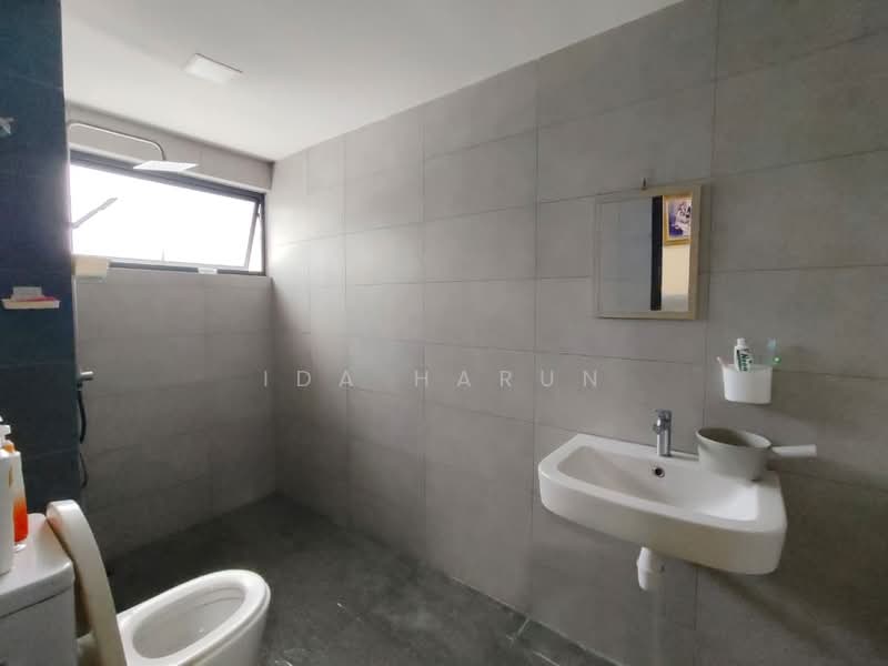 2-storey Terraced House for Sale in Lenggeng (Negeri Sembilan) - Ida Harun - Bathroom - PropertyGuru.com.my