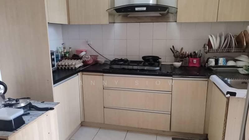 Condominium for Rent at Seri Maya Condominium - Yanny Siow - Kitchen - PropertyGuru.com.my
