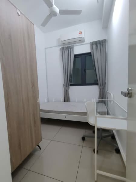 Condominium for Rent at Parkhill Residence - Jeff Tan - Bedroom - PropertyGuru.com.my