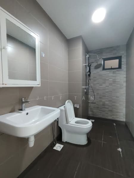Condominium for Rent at Parkhill Residence - Jeff Tan - Bathroom - PropertyGuru.com.my