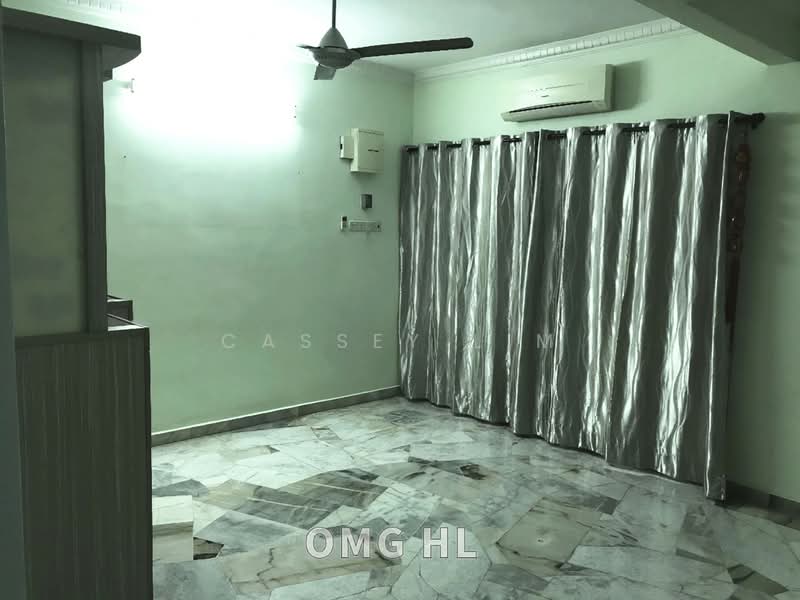 Rumah Teres 2 Tingkat untuk Disewa di Klang (Selangor) - Cassey Lim - Living Room - PropertyGuru.com.my