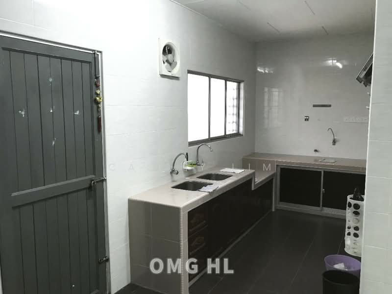 Rumah Teres 2 Tingkat untuk Disewa di Klang (Selangor) - Cassey Lim - Kitchen - PropertyGuru.com.my