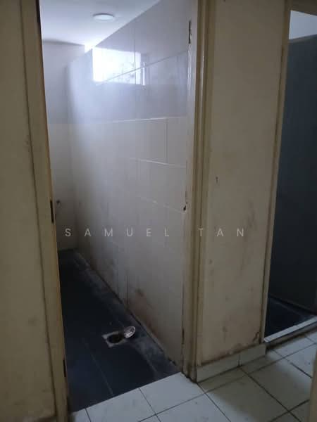 Kondominium untuk Disewa di Plaza Rah - Samuel Tan - Bathroom - PropertyGuru.com.my