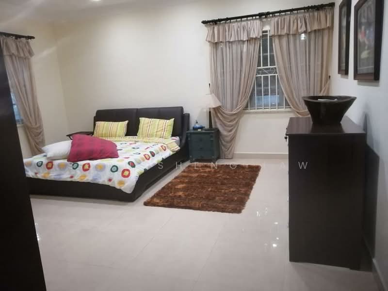 Bungalow House for Sale in Taman Villa Heights (Kajang) - Soon Sheng Law - Bedroom - PropertyGuru.com.my