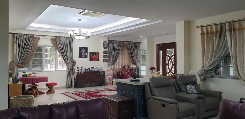 Bungalow House for Sale in Taman Villa Heights (Kajang) - Soon Sheng Law - Living Room - PropertyGuru.com.my