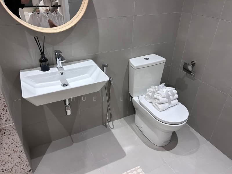 Pangsapuri untuk Dijual di M Aria - Huei Ling - Bathroom - PropertyGuru.com.my