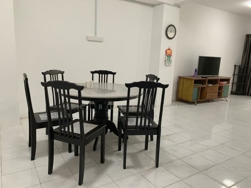 2-storey Terraced House for Sale in Taman Putri Kulai (Kulai) - Shirley Lim - Dining Room - PropertyGuru.com.my
