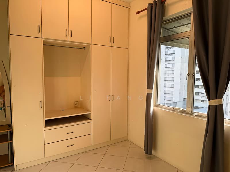 Pangsapuri untuk Dijual di Desa Bukit Dumbar - Li Fang - Bedroom - PropertyGuru.com.my