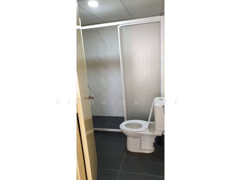 Kondominium untuk Disewa di Vista Damai - Veronica Lee - Bathroom - PropertyGuru.com.my