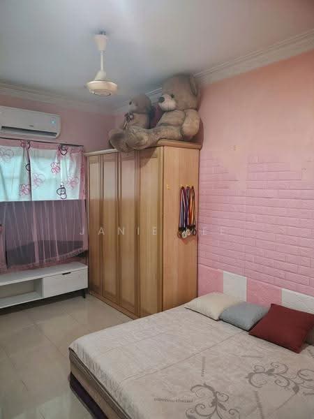 Rumah Teres 2-Tingkat untuk Dijual di Taman Klang Utama (Kapar) - Janie Lee - Bedroom 2 - PropertyGuru.com.my