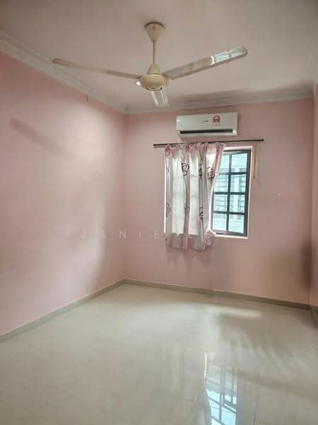 Rumah Teres 2-Tingkat untuk Dijual di Taman Klang Utama (Kapar) - Janie Lee - Bedroom 3 - PropertyGuru.com.my
