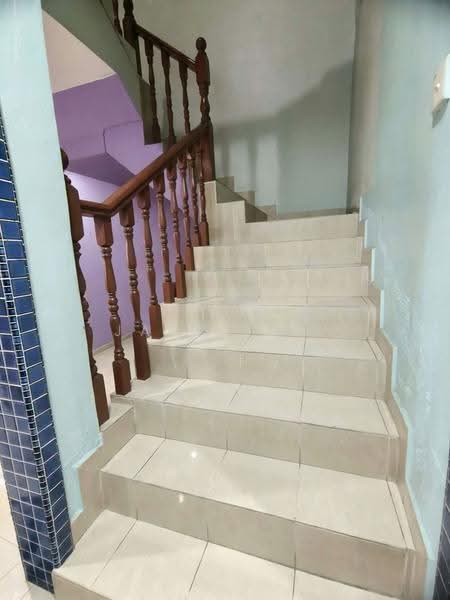 Rumah Teres 2-Tingkat untuk Dijual di Taman Klang Utama (Kapar) - Janie Lee - Stairs - PropertyGuru.com.my