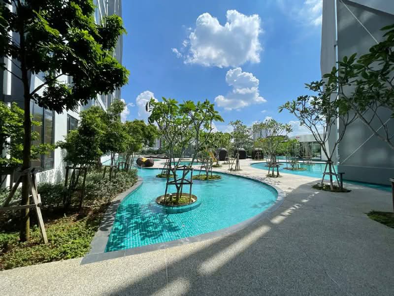 Condominium for Rent at Picasso Residence - Elisa . - Pool - PropertyGuru.com.my