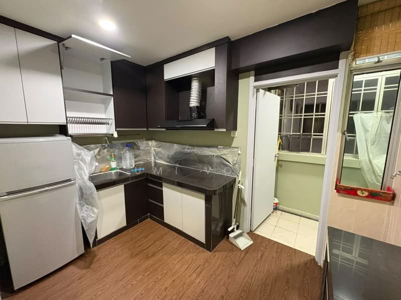 Apartment for Rent at Lake View Suites - Fumi Voon - PropertyGuru.com.my