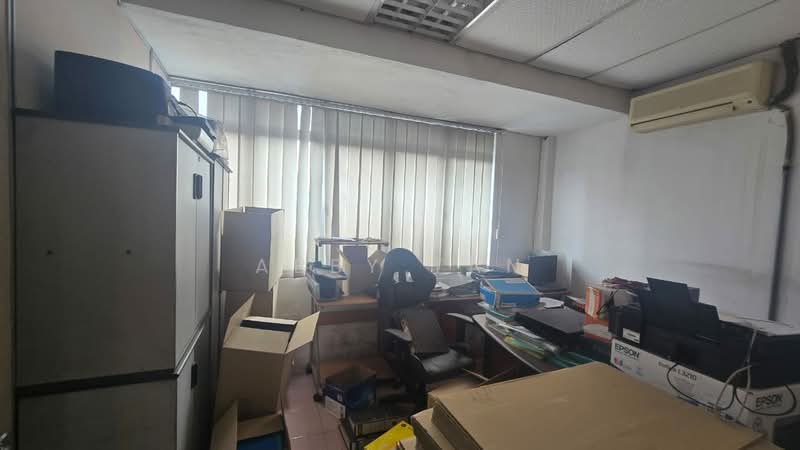 Kilang untuk Disewa di Taman Industri Pusat Bandar Puchong (Puchong) - Abby Tan - Study - PropertyGuru.com.my