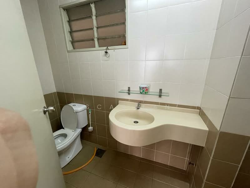 Kondominium untuk Disewa di Platinum Lake PV 12 - Oscar Tan - Bathroom - PropertyGuru.com.my