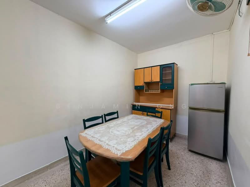 1-storey Terraced House for Rent in Taman Ungku Tun Aminah (Skudai) - Benjamin Ong - Dining Room - PropertyGuru.com.my