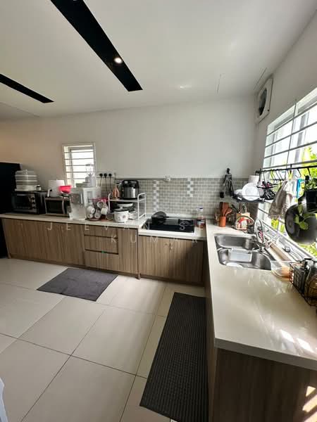 2-storey Terraced House for Rent in Cybersouth (Dengkil) - Jeevan Selva Kumar - Kitchen - PropertyGuru.com.my