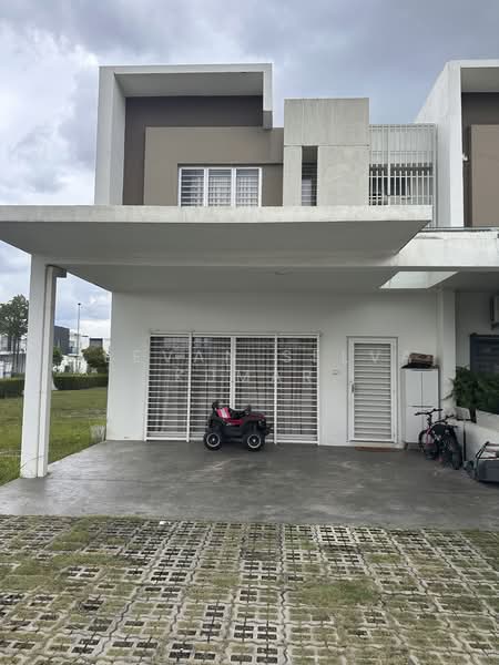 2-storey Terraced House for Rent in Cybersouth (Dengkil) - Jeevan Selva Kumar - Exterior - PropertyGuru.com.my