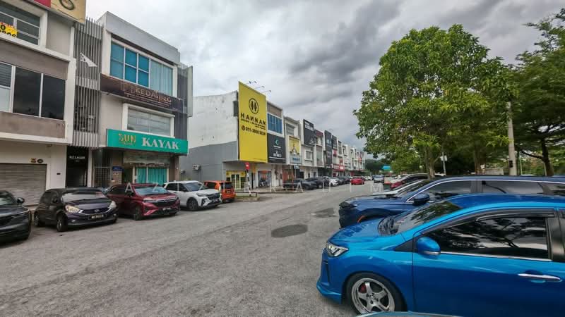 Kedai untuk Dijual di Kajang (Selangor) - Azizirrahim . - Exterior - PropertyGuru.com.my