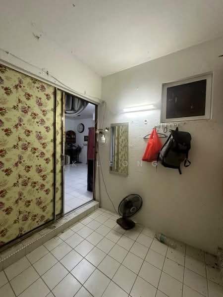 Apartment for Sale at USJ 1 - JK Leong - Interior - PropertyGuru.com.my