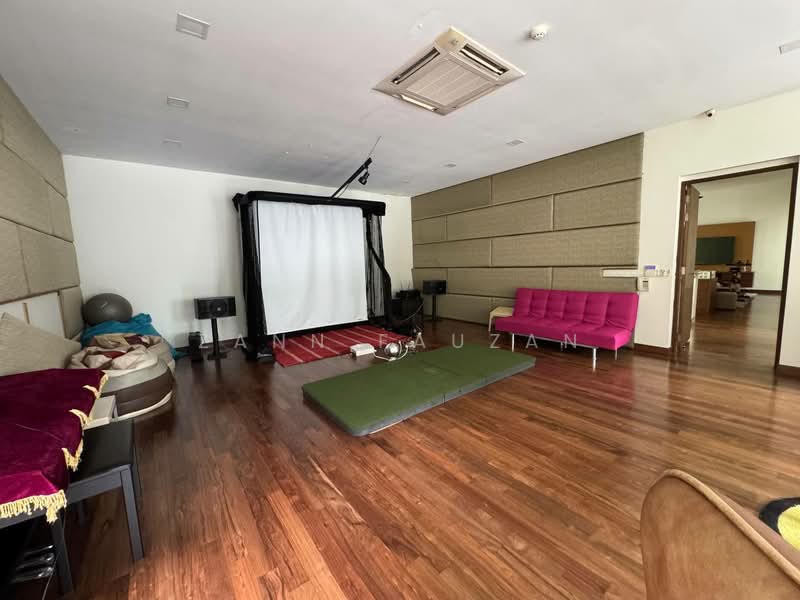 Bungalow for Sale in Kayangan Heights (Shah Alam) - Zann Fauzan - Living Room - PropertyGuru.com.my