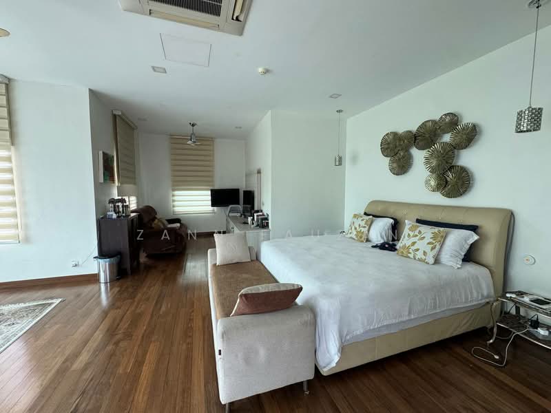 Bungalow for Sale in Kayangan Heights (Shah Alam) - Zann Fauzan - Bedroom - PropertyGuru.com.my