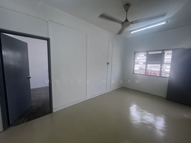 Flat for Sale at Flat Taman Alam Megah - Mu'izz Halim - PropertyGuru.com.my