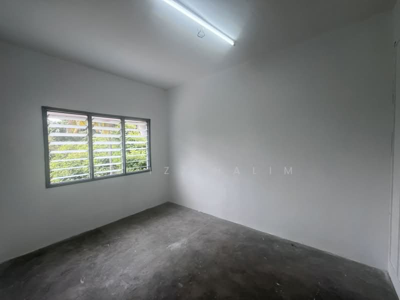 Flat for Sale at Flat Taman Alam Megah - Mu'izz Halim - PropertyGuru.com.my